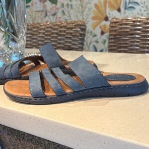 b.o.c. Women’s Navy Multi-Strap Flat Slide Sandals - Size 9